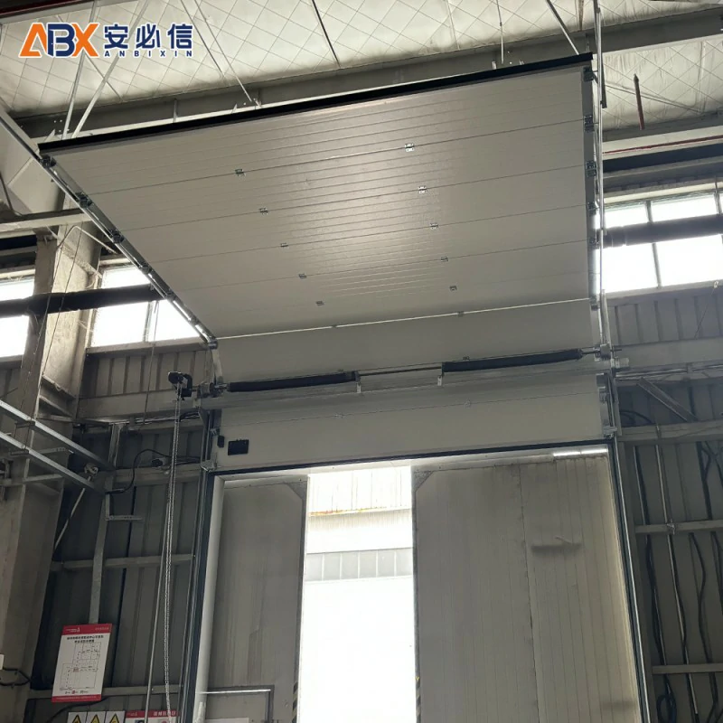 信阳铝板提升门